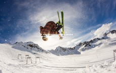 米兰体育官网-巴恩斯利客场不敌伯恩茅斯，形势不容乐观，巴恩斯利vs斯旺西比分预测