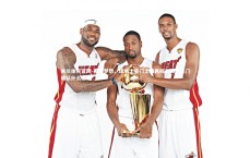 米兰体育官网-英雄梦想，球场上豪门之战再掀高潮，豪门球队什么意思